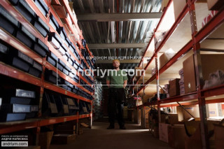 Працівник На Склад Електронних Приладів - робота в Чехії